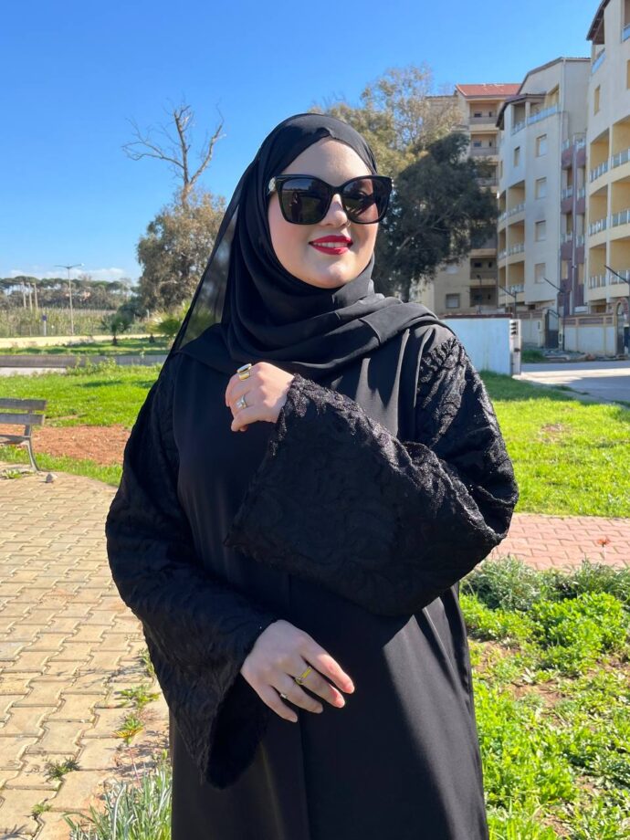 abaya mahra
